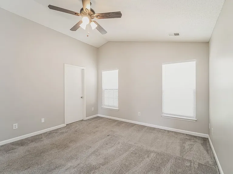 2070 Chapel Creek Rd SW — Photo 10