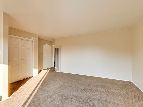 2nd image of 1321 La Playa St APT 9