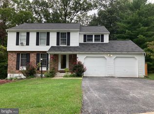 9 Hickory Ridge Ct, Catonsville, MD 21228