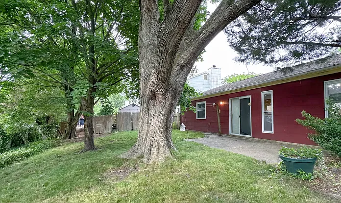 19 Ensign Ave — Photo 17
