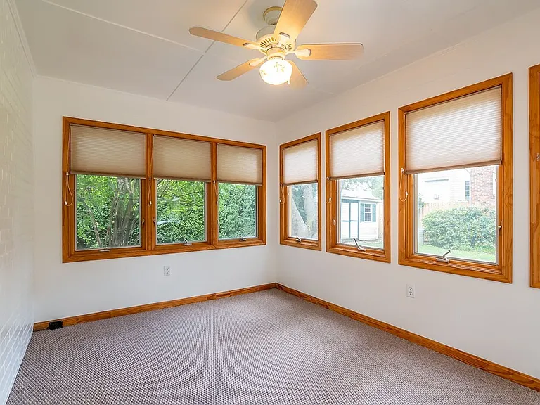 6400 Ruffin Rd — Photo 16