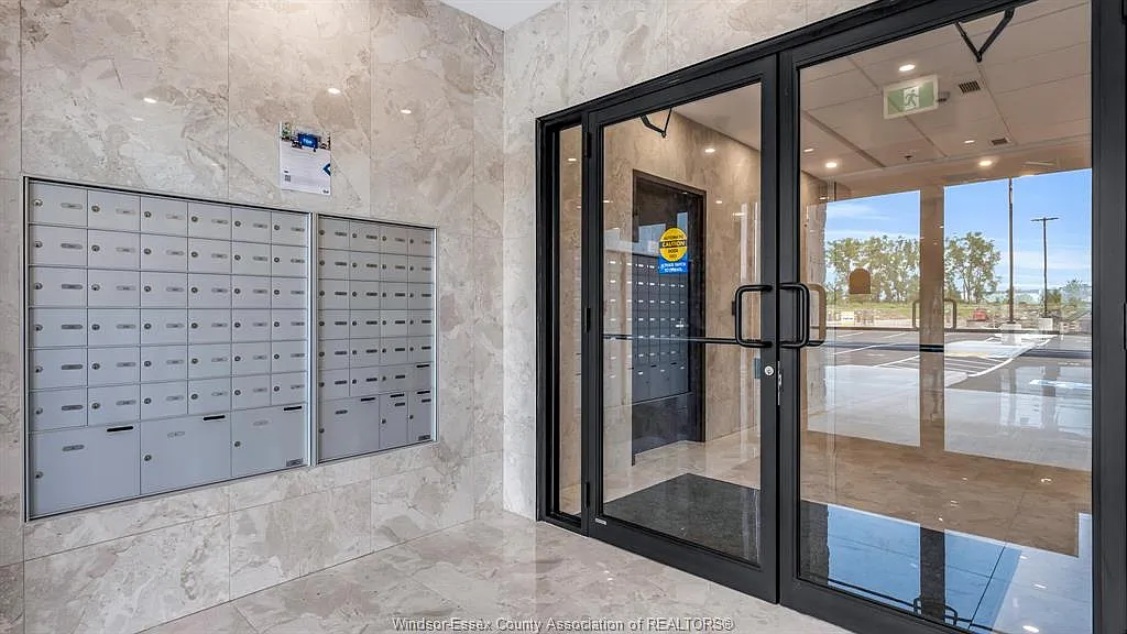 2 bed, 2.0 bath, 1129 sqft, $2,395 — Photo 3