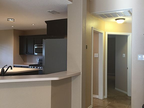 4th image of 254 Plum Cir