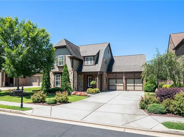 311 Lakeside Trce, Canton, GA 30115
