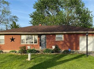 1554 Ridgeway Dr, Springfield, OH 45506