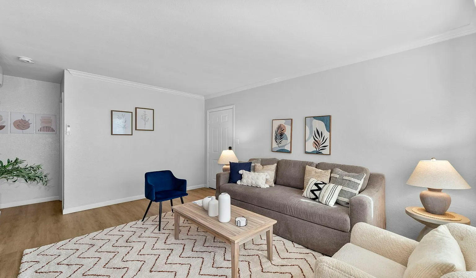806 West Brookes Avenue, Unit 806 — Photo 3