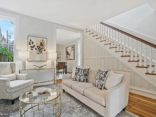 203 S Royal St, Alexandria, VA 22314