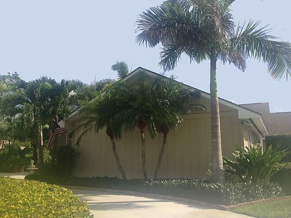 3rd image of 188 SE Turtle Creek Dr