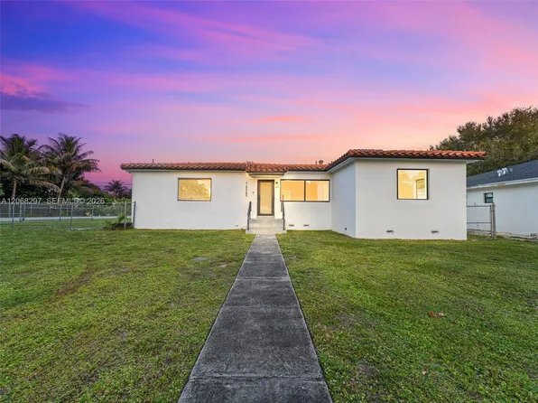 14545 Garden Dr, Miami, FL 33168