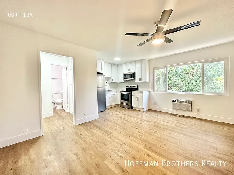 5111 Harold Way #205 — Photo 1