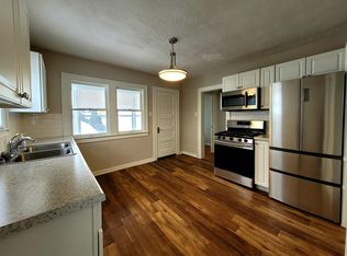 903 Leonard St NW #2, Grand Rapids, MI 49504