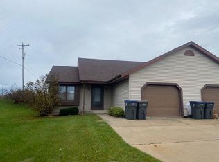 105 Park St, Belgium, WI 53004
