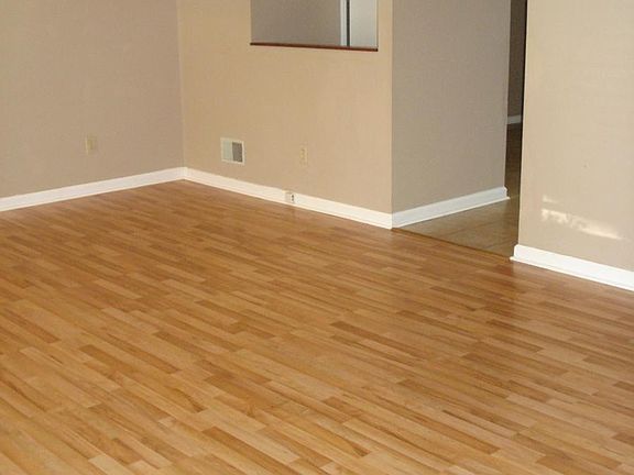 225-Living room