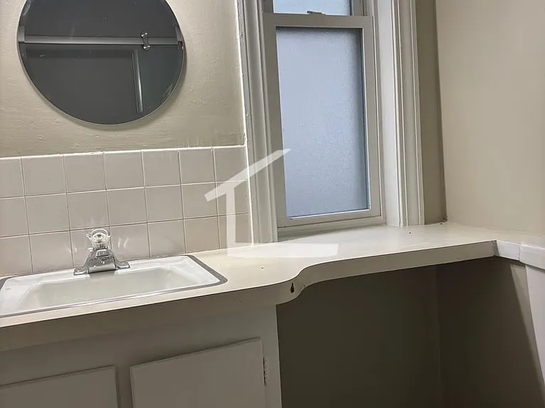 24 Armington St #1 — Photo 3