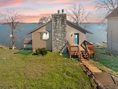 62 Lake Shore Dr, New Concord, KY, 42076