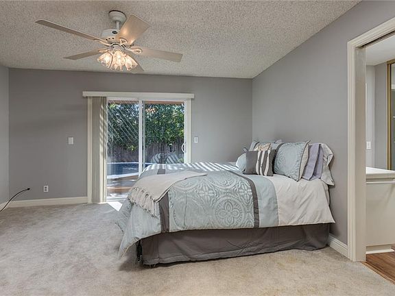 3rd image of 1383 Keri Ln