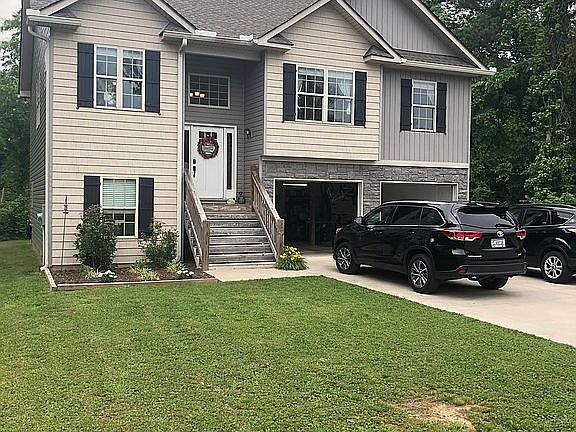 2nd image of 257 Wildwood Cir SE