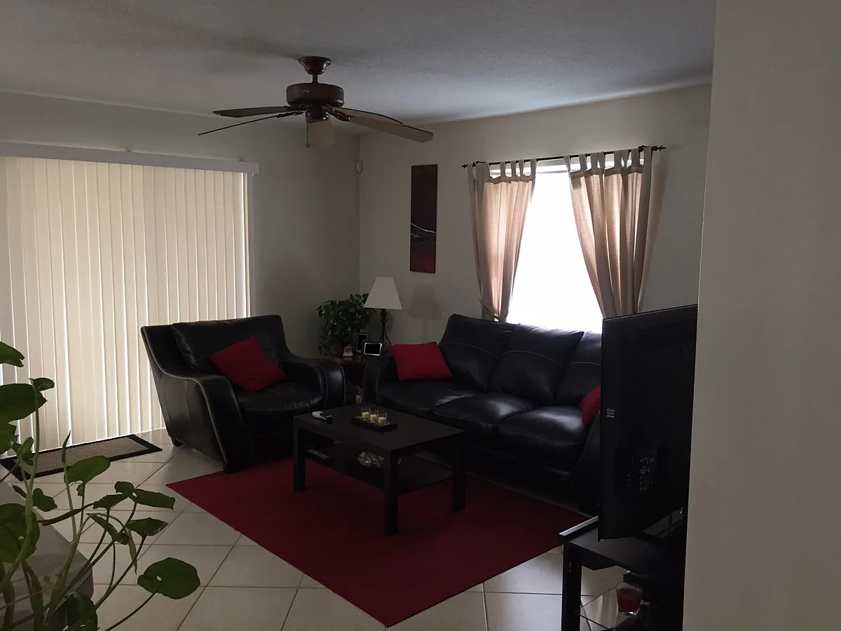 3 bed, 1300 sqft, $2,350 — Photo 4