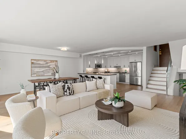 33 Harbour Sq #2804, Toronto, ON M5J 2G2