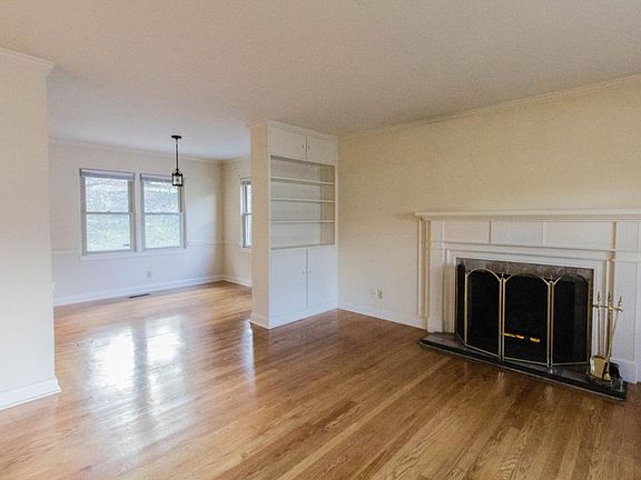 5th image of 1509 Dobyns Dr