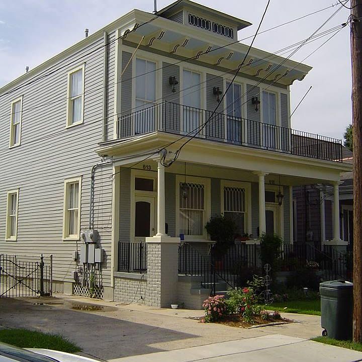 Double with 2 private bedrooms, front porch and balcony