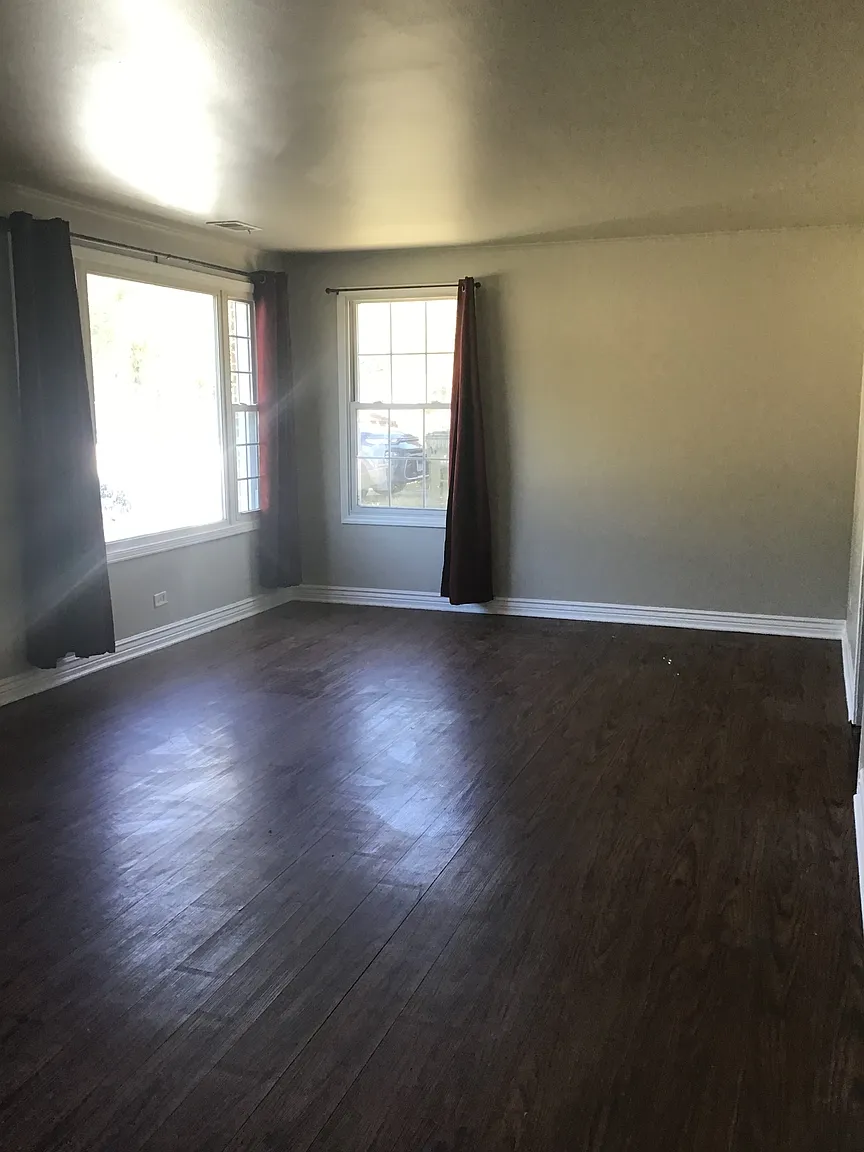 311 Meota St photo 1