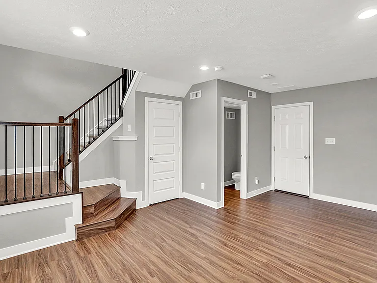 3517 Buckner Dr — Photo 5