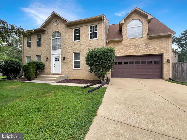 2356 Ashford Ln, Waldorf, MD 20603