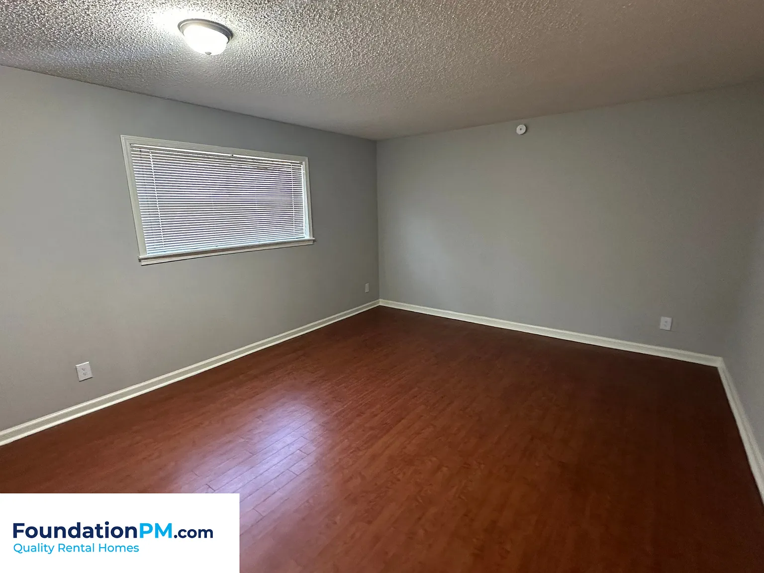 34 North Idlewild Street - 3 — Photo 3
