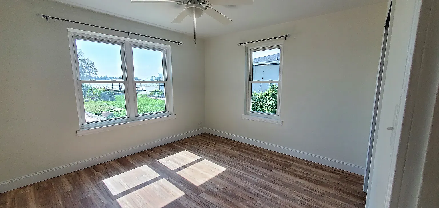 2 bed, 1100 sqft, $1,800 — Photo 3