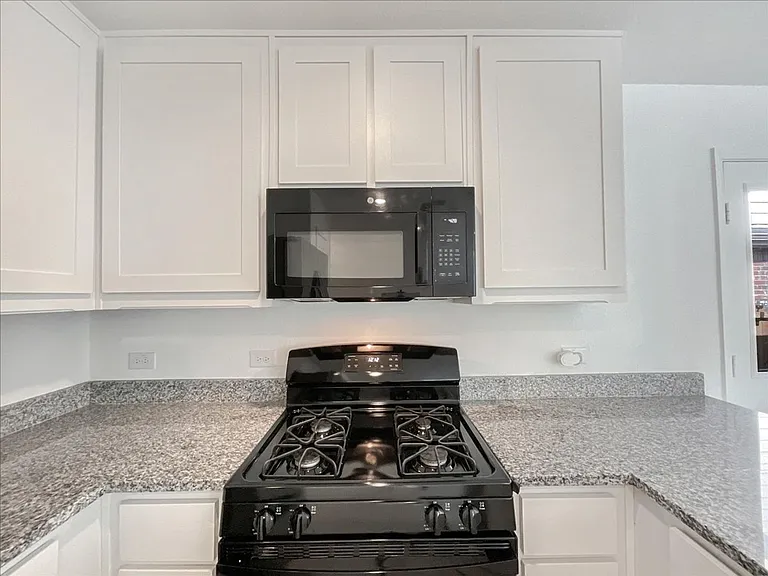 3316 Turkey Trot Ln — Photo 13