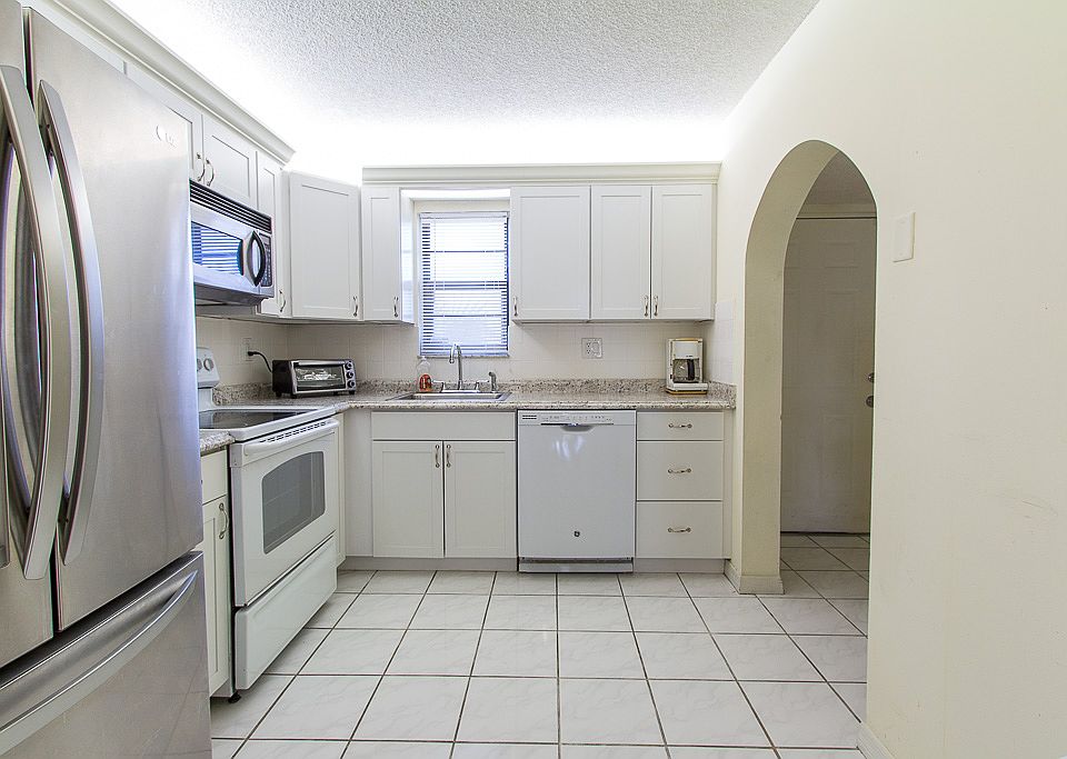 Updated Kitchen!