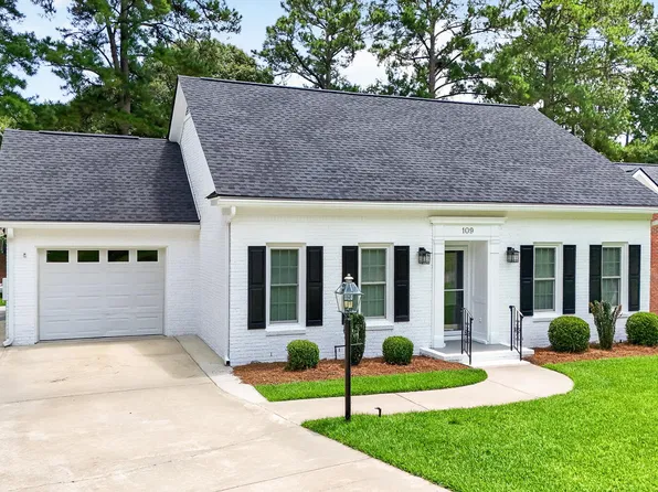 109 Birdie Ct, Santee, SC 29142
