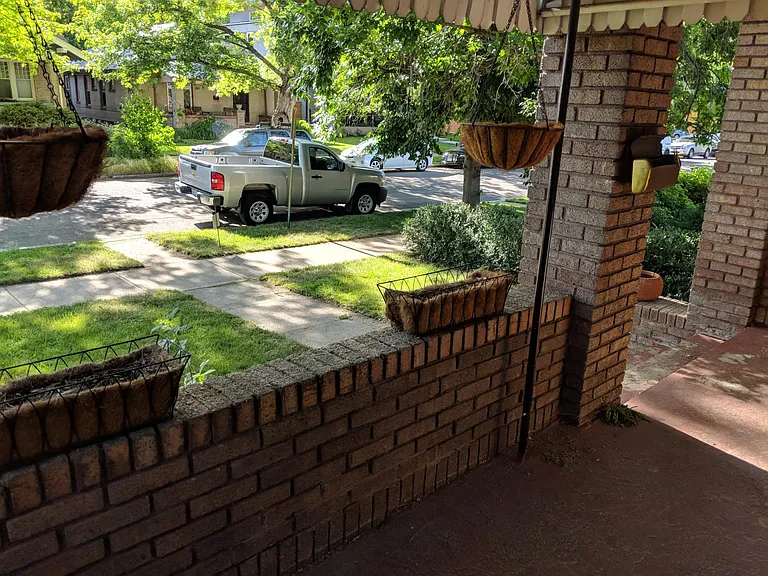 1552 Garfield St — Photo 3