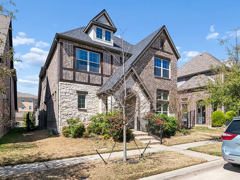 7108 Royal View Dr — Photo 28