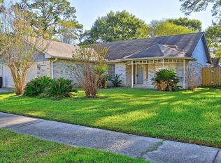 9127 Kirkleigh St, Spring, TX 77379