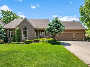 245 Luisa Ct, Chaska, MN 55318