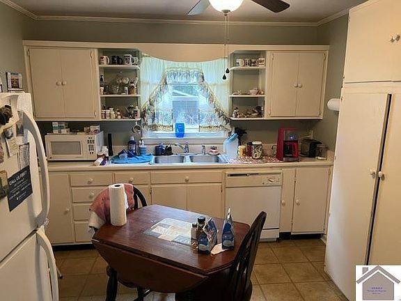 5th image of 181 Mohawk Dr