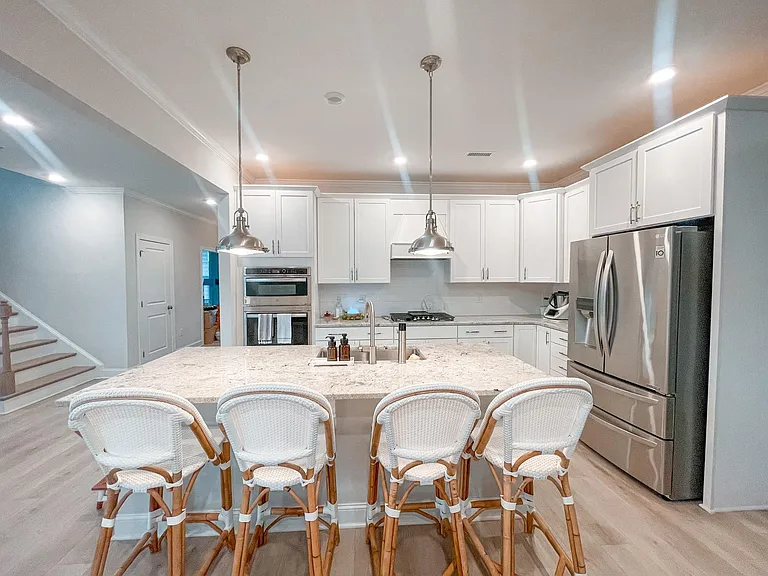 121 Sweet Briar Ln — Photo 7