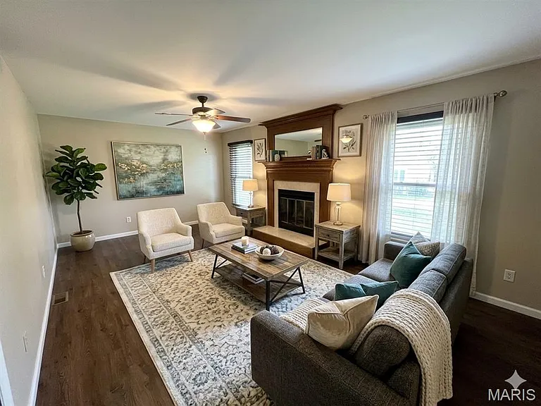 208 Harvard Dr — Photo 43