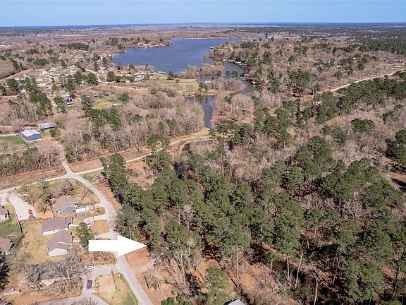 2nd image of 48 Hickory Bnd