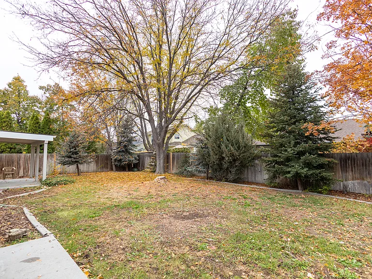 164 S Silverwood Way — Photo 31