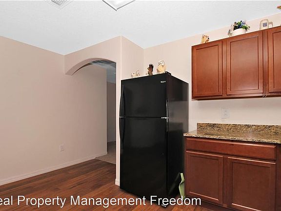 4th image of 11910 Winterset Cove Dr