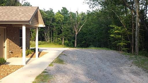 2nd image of 335A Rossview Rd