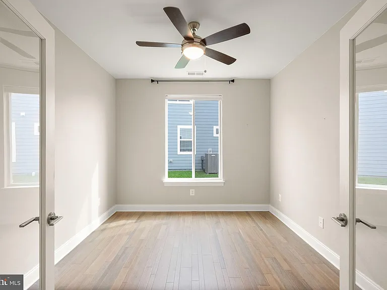 121 Cowbird St — Photo 13