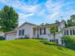 118 E Miller Rd, Rio, WI 53960