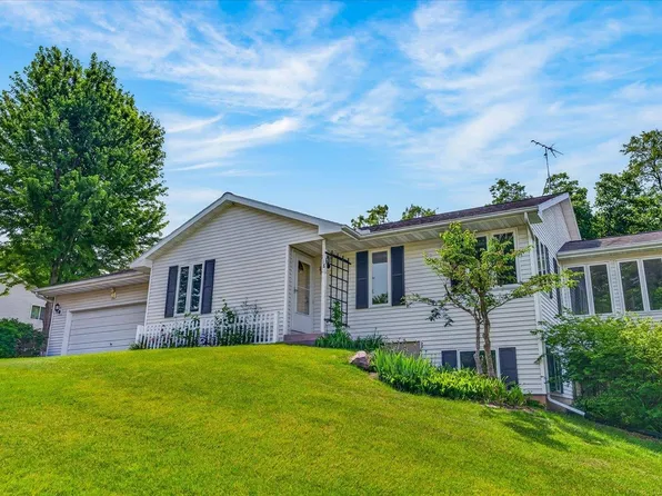 118 E Miller Rd, Rio, WI 53960