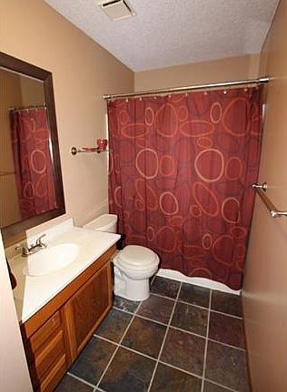 3rd image of 108 N Village Ter