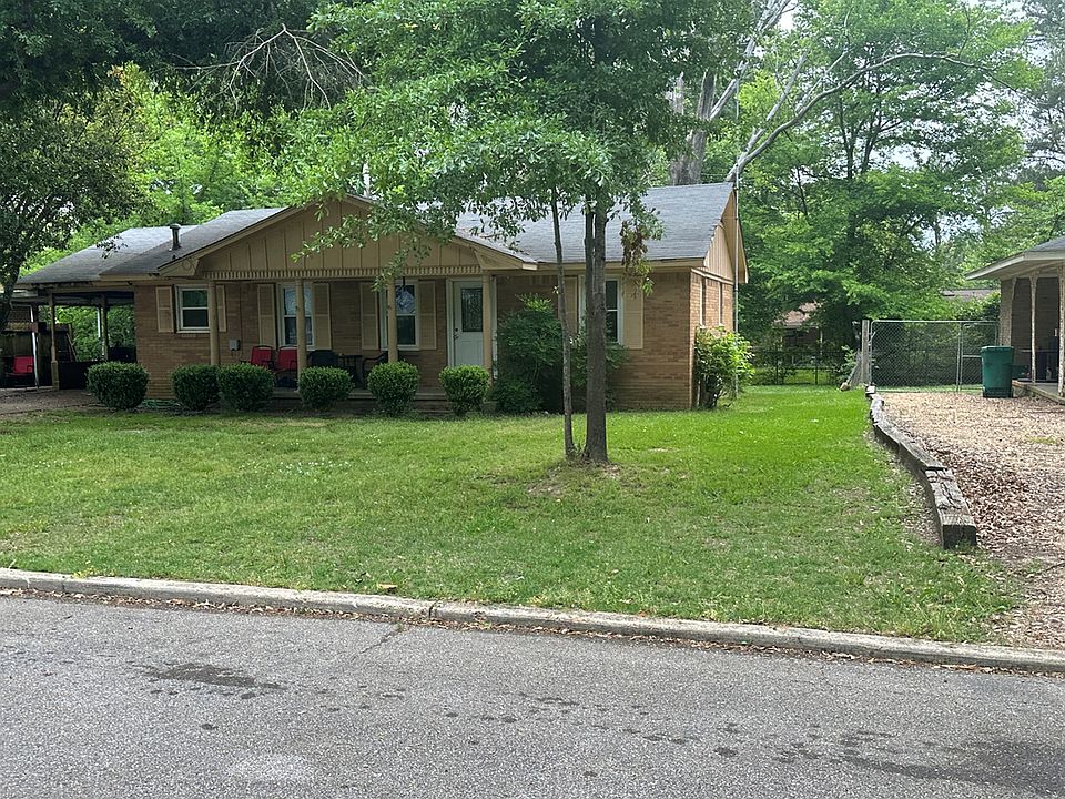 2nd image of 613 Anderson St
