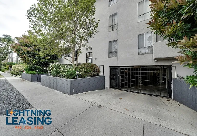 815 S Shenandoah St #301 — Photo 24